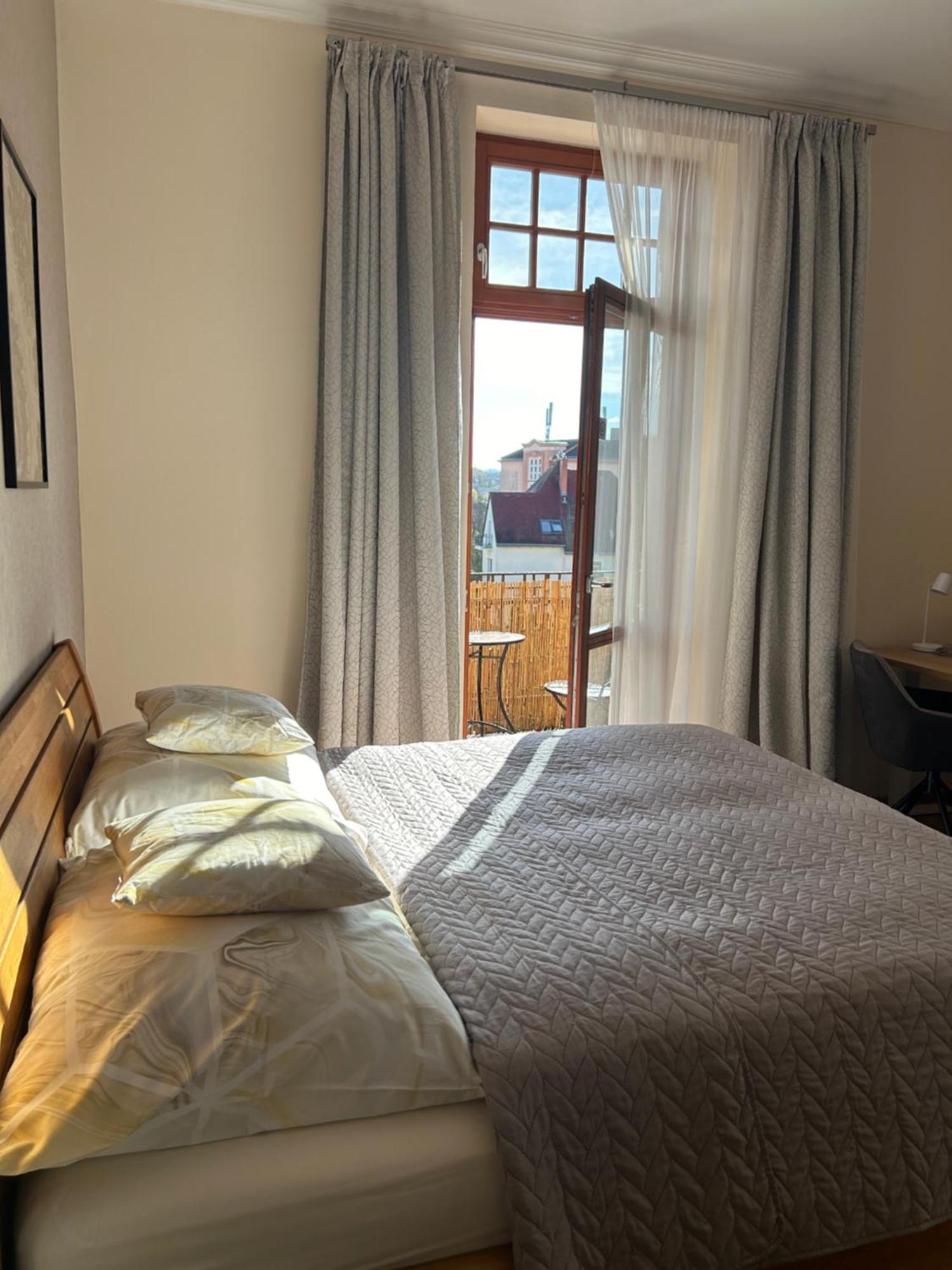 Executive 2-Bdrm Central Suite อุสตีนัดลาแบม ภายนอก รูปภาพ